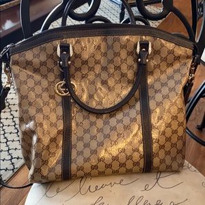 Authentic Dome large Gucci shoulder Bag
